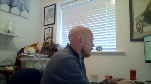 Charlie online show from November 6, 9:12 am