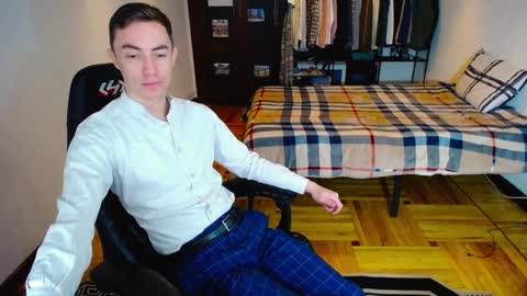 carlos reyes online show from February 2, 11:51 am