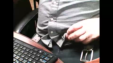 Snapshot of charmeur2672 chatting on February 6, 9:22 am charmeur2672 online show from February 6, 9:22 am