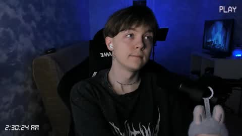 lynxy online show from October 22, 11:30 pm