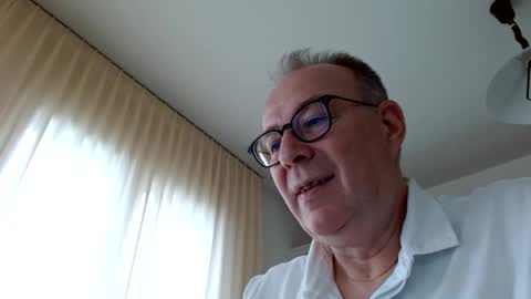 cheer2u online show from February 16, 9:40 am