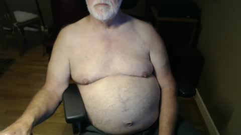 Snapshot of chgodad chatting on September 27, 11:13 pm chgodad online show from September 27, 11:13 pm