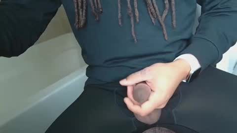 Snapshot of chilldude86 chatting on January 9, 6:04 pm king online show from January 9, 6:04 pm