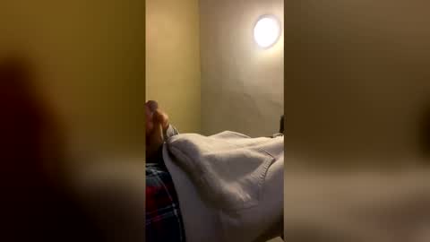 chitown532999 online show from December 19, 1:57 am