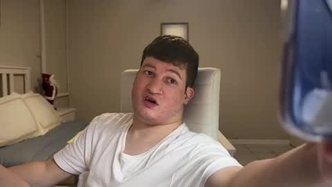 Chris Evens online show from November 20, 8:29 pm