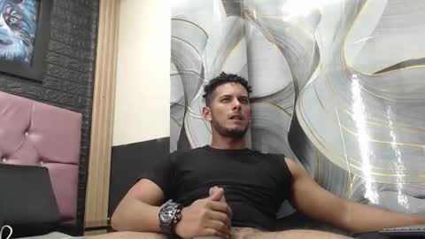 chris_dick2 online show from November 6, 7:33 am