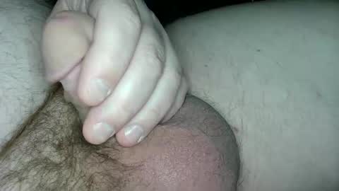 chris_loves_to_please online show from December 16, 5:25 am