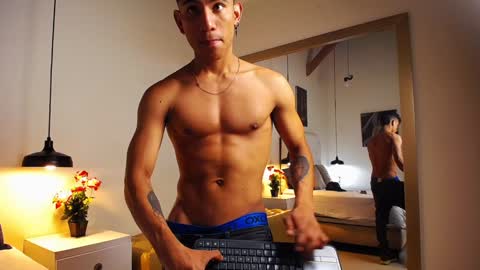 Chris Weell online show from December 15, 8:25 pm