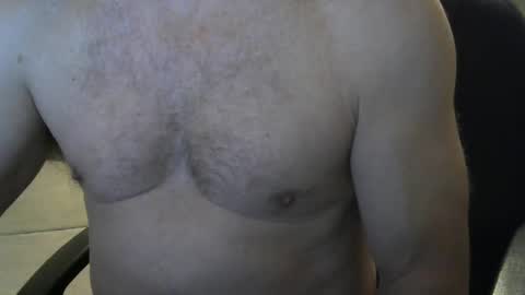 chrismas1 online show from February 4, 1:38 pm