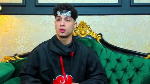 Chris online show from October 21, 11:57 am