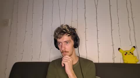 Christopher online show from January 8, 11:54 pm