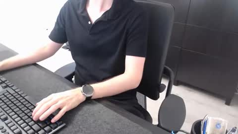 christianblck online show from October 27, 9:00 am