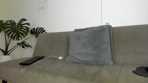 Christopher online show from March 20, 5:22 am