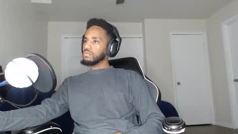 ChrisVacherx online show from January 17, 5:32 am