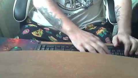 chunkisgreat online show from February 19, 3:30 pm