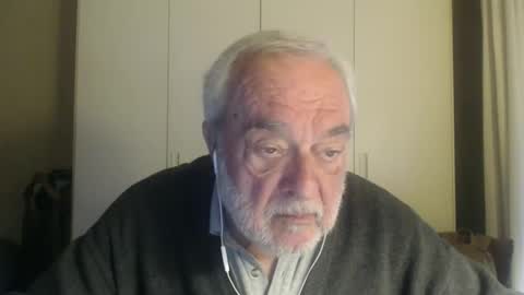 Snapshot of ciaoamoremio4 chatting on December 9, 1:25 pm ciaoamoremio4 online show from December 9, 1:25 pm