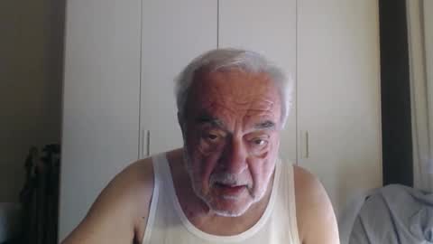 Snapshot of ciaoamoremio4 chatting on September 13, 11:22 am ciaoamoremio4 online show from September 13, 11:22 am