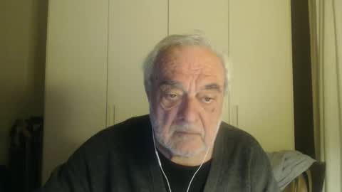 Snapshot of ciaoamoremio4 chatting on January 6, 2:03 pm ciaoamoremio4 online show from January 6, 2:03 pm