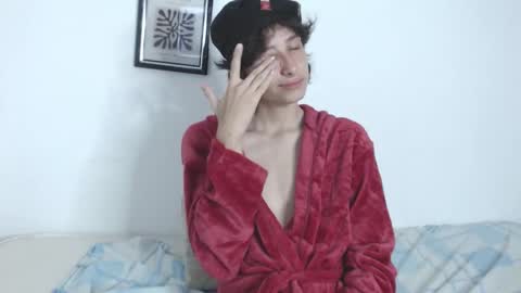 cirosky_elchicopolla online show from March 18, 6:16 am