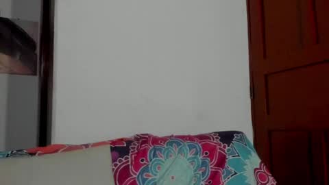 cirosky_elchicopolla online show from April 21, 3:34 am