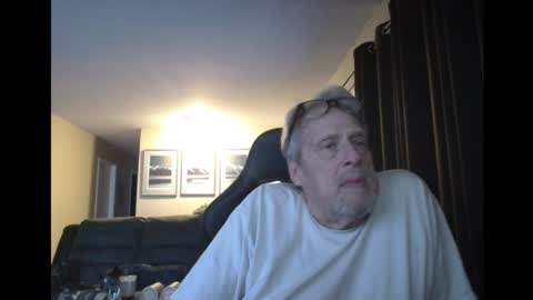 cjscout online show from December 25, 1:10 am