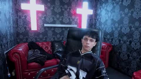 Clark online show from February 21, 8:54 pm