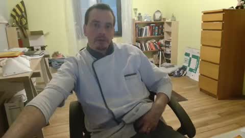 clouplefun online show from December 19, 5:18 am