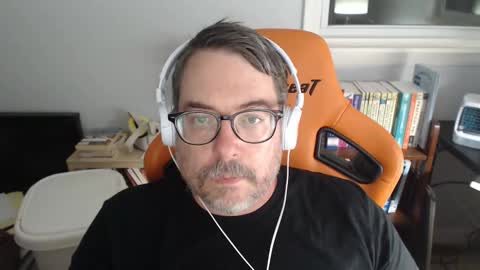  Clyde  Money  online show from October 20, 11:41 pm