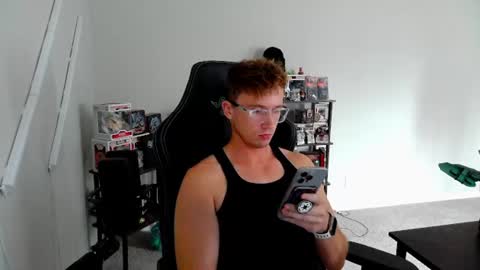 Snapshot of codyt1016 chatting on October 10, 5:07 pm codyt1016 online show from October 10, 5:07 pm
