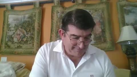 Snapshot of coffee90028 chatting on February 9, 9:28 pm coffee90028 online show from February 9, 9:28 pm