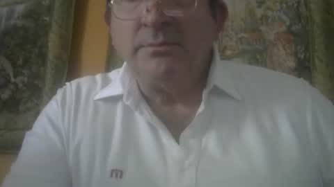 Snapshot of coffee90028 chatting on February 17, 12:32 am coffee90028 online show from February 17, 12:32 am