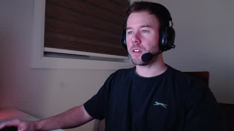 c o f f e e l o u n g e online show from January 21, 2:22 am