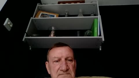 colinbeech online show from March 31, 10:39 am