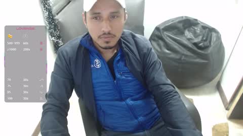 colombiachatur online show from December 15, 8:39 pm