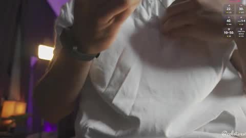 colstorw_ online show from February 9, 9:58 am