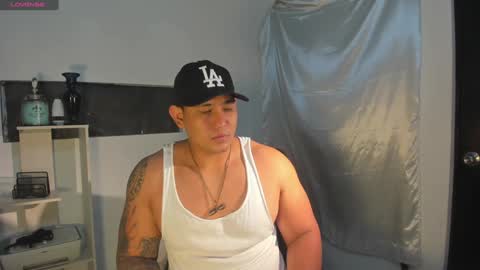 coltonmassif_ online show from December 20, 7:22 am