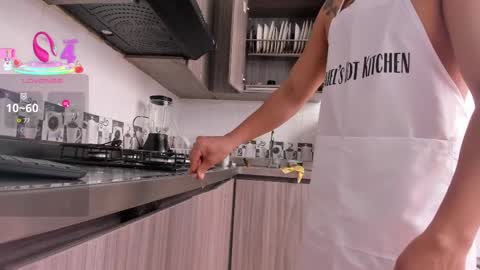 Damian and Daniel online show from April 10, 3:30 pm