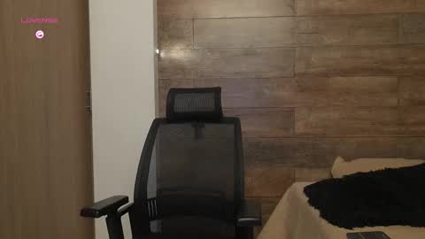 connor_h1 online show from February 28, 4:33 am