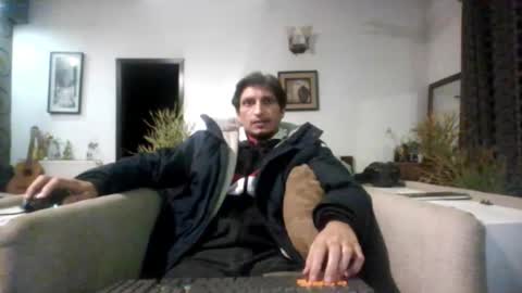 Cool2Buddies online show from March 16, 12:50 am