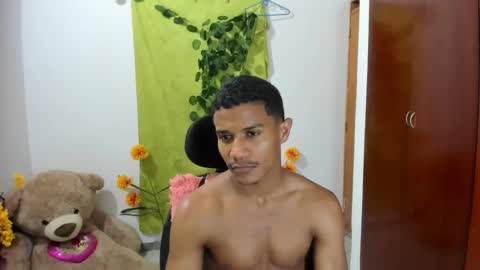 Ethan  online show from January 19, 11:10 pm