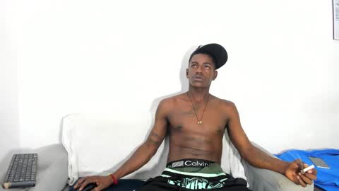 coupleblack_24 online show from September 9, 12:54 am
