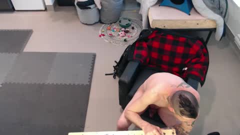 cravedave d online show from April 19, 2:16 pm