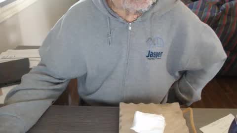 Creamormilk online show from September 20, 5:57 pm