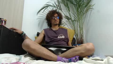 crespo sabroso online show from February 12, 2:03 am