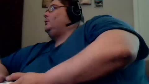 crimsonducki online show from November 10, 2:11 pm