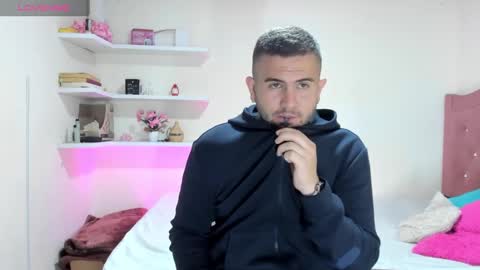 cris online show from March 4, 3:11 am