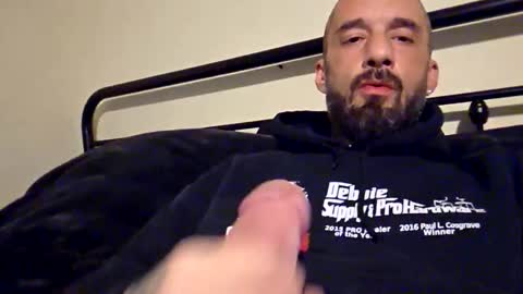 cristo8inch online show from November 30, 7:05 pm