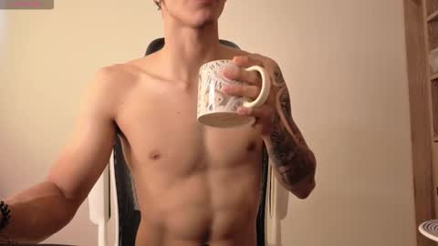 cristopher23  online show from September 22, 4:17 pm