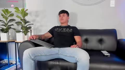 Cristopher online show from March 19, 1:58 pm