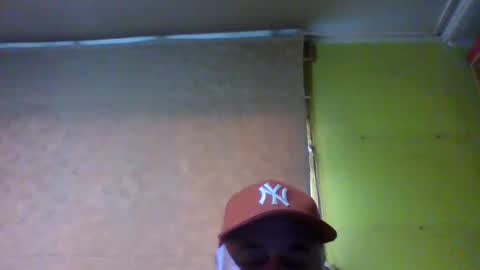 crmperez online show from October 31, 10:13 pm